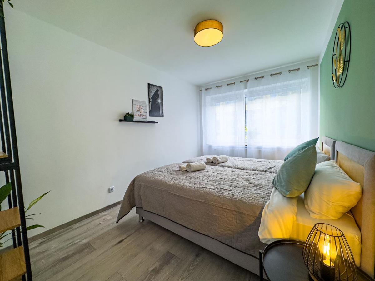 Immostay #6 - Ferienhaus 4 Zimmer Fuer 8 Personen, Wifi & Zentrum BRE Dış mekan fotoğraf