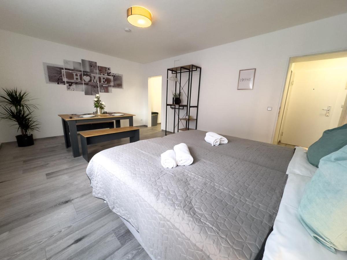Immostay #6 - Ferienhaus 4 Zimmer Fuer 8 Personen, Wifi & Zentrum BRE Dış mekan fotoğraf
