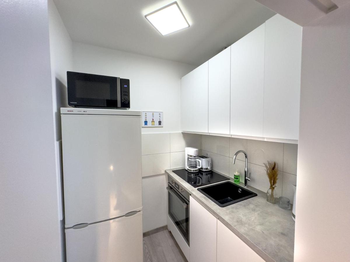Immostay #6 - Ferienhaus 4 Zimmer Fuer 8 Personen, Wifi & Zentrum BRE Dış mekan fotoğraf