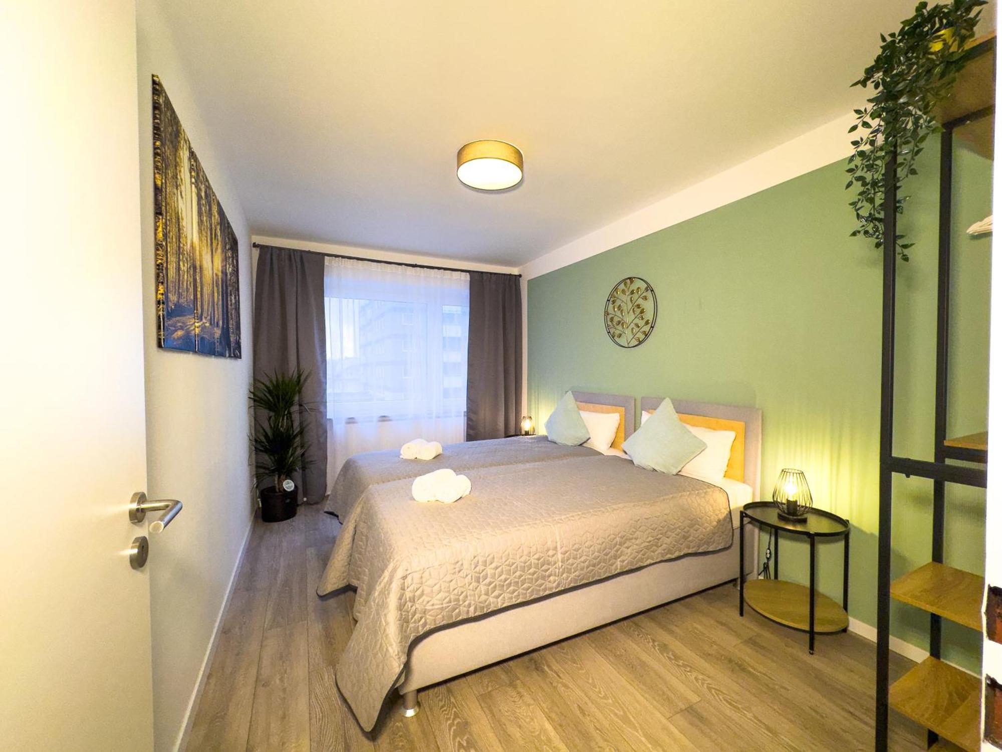 Immostay #6 - Ferienhaus 4 Zimmer Fuer 8 Personen, Wifi & Zentrum BRE Dış mekan fotoğraf